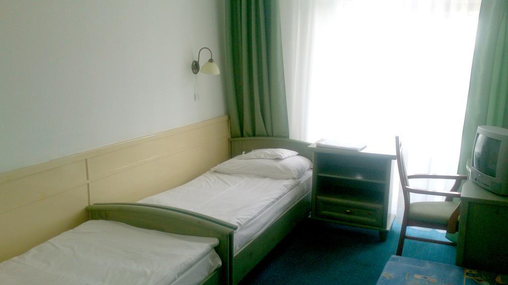 Pelikan Vendeghaz Hotel Solnoca Cameră foto